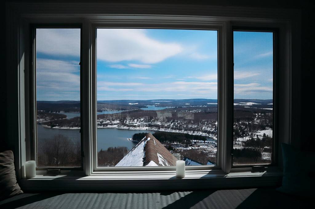 ნაწრთობი მინა შუშა, საშხაპე კაბინები, აივნების შემინვა