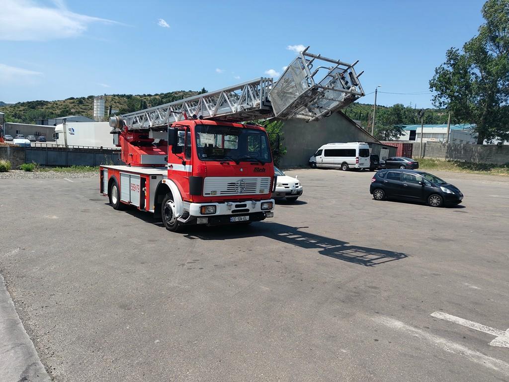 ამწე-კალათი-30-მეტრი-ქირავდება