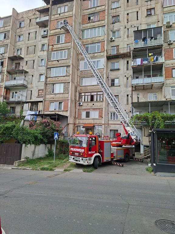 ქირავდება-ამწე-კალათები-31-მ-24-მ-18-მ