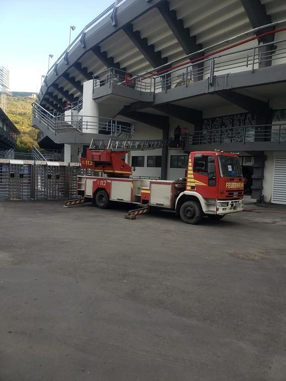 ქირავდება-32-მეტრიანი-ამწე-კალათა