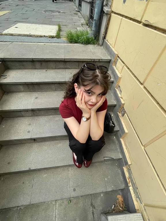 ვასწავლი ინგლისურს 1-4 კლასელებს სახლში მისვლით ვარკეთილში